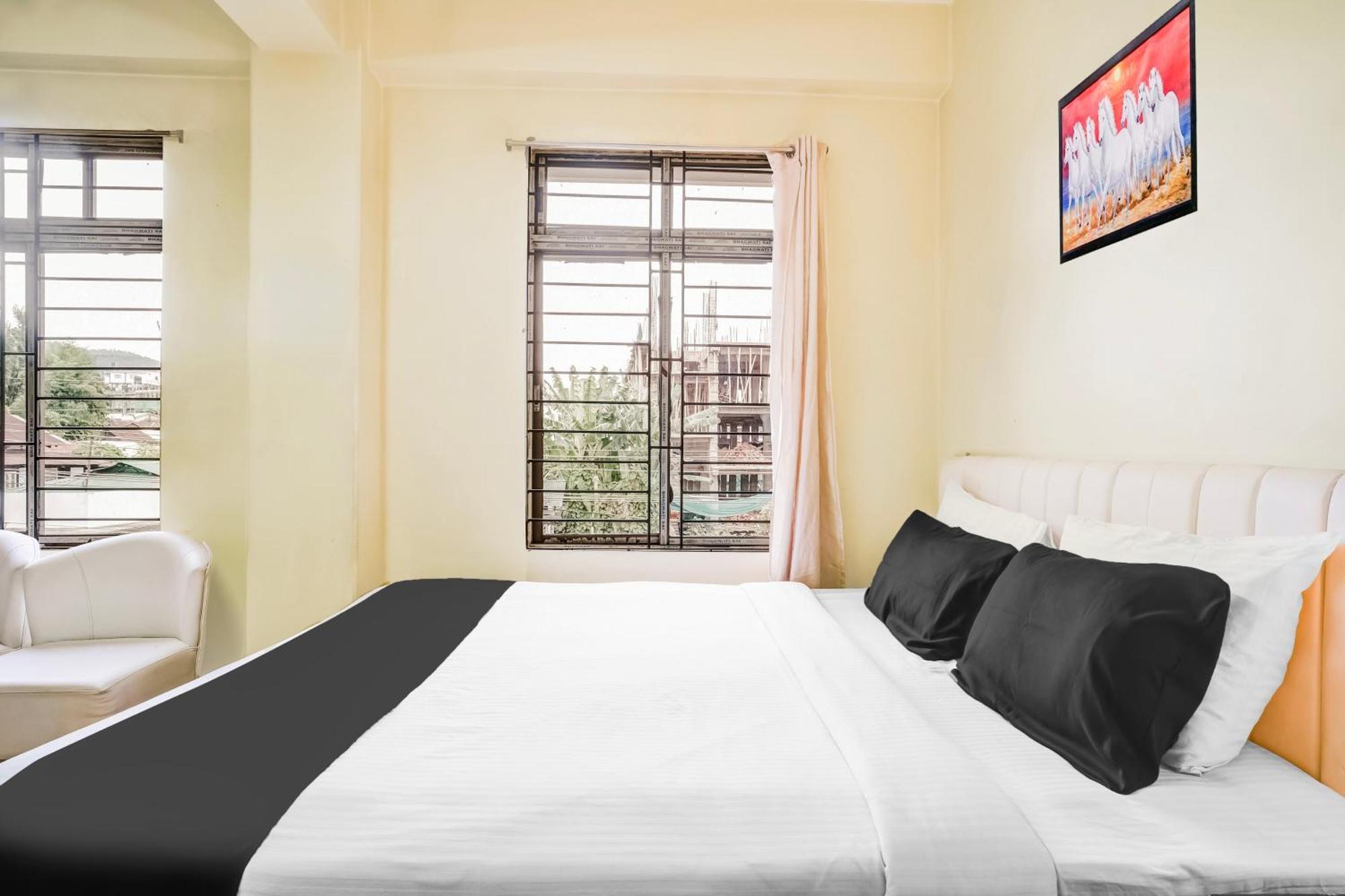 Super Hotel O Rynjah Shillong Exterior foto